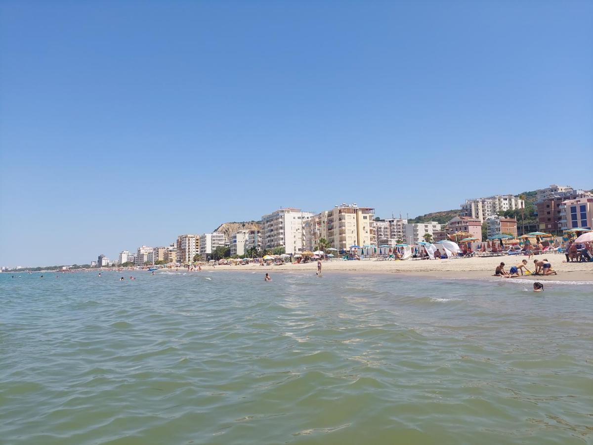 Golden Beach Apartments Durrës Eksteriør bilde