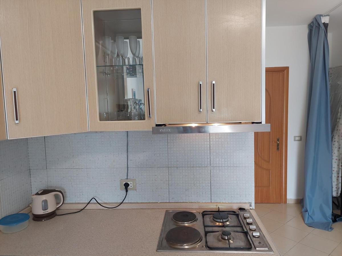 Golden Beach Apartments Durrës Eksteriør bilde